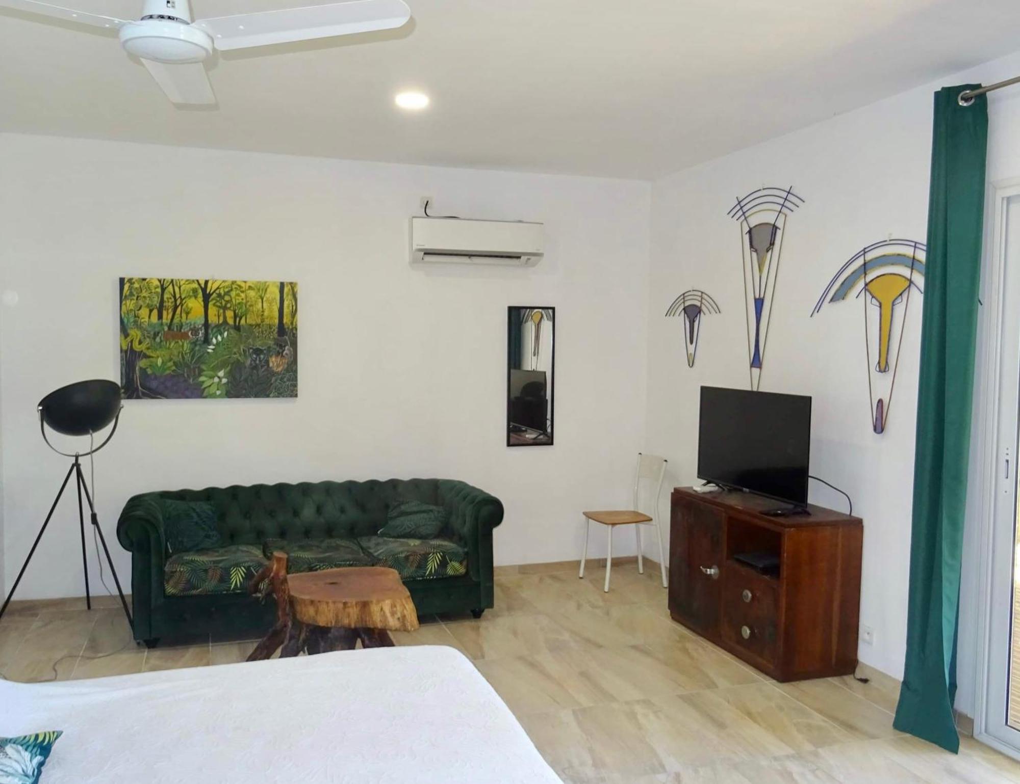Bungalow Dourou Десе Екстериор снимка